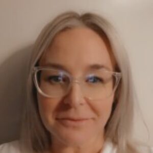 Profile photo of Julie